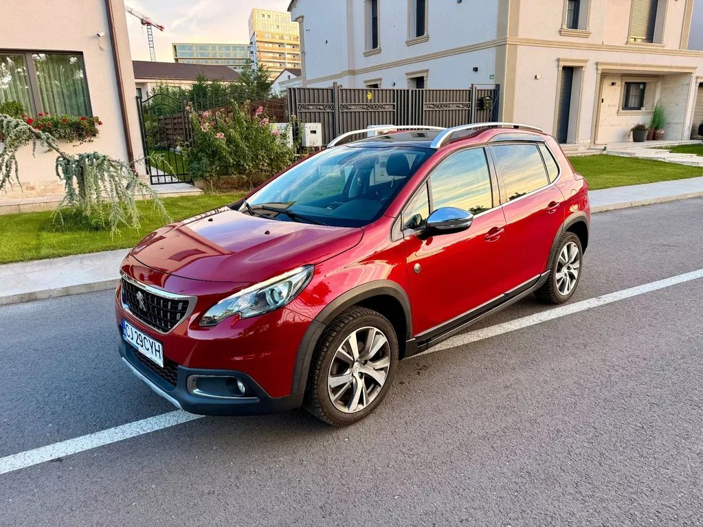 Fotografie: 2018 Peugeot 2008