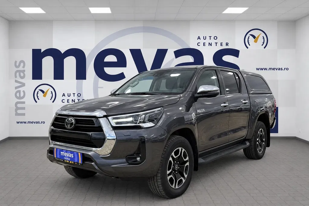 Fotografie: 2022 Toyota Hilux