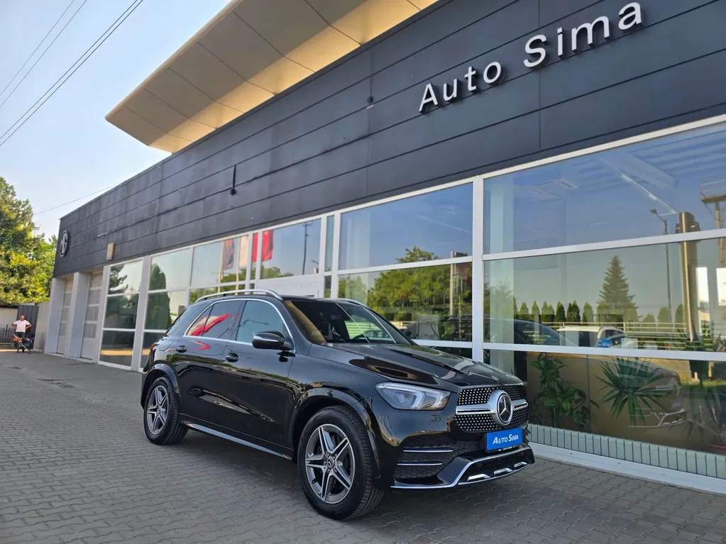 Fotografie: 2021 Mercedes-Benz GLE