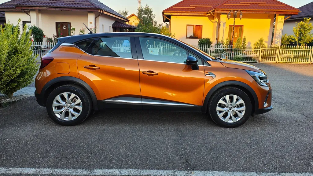Fotografie: 2022 Renault Captur