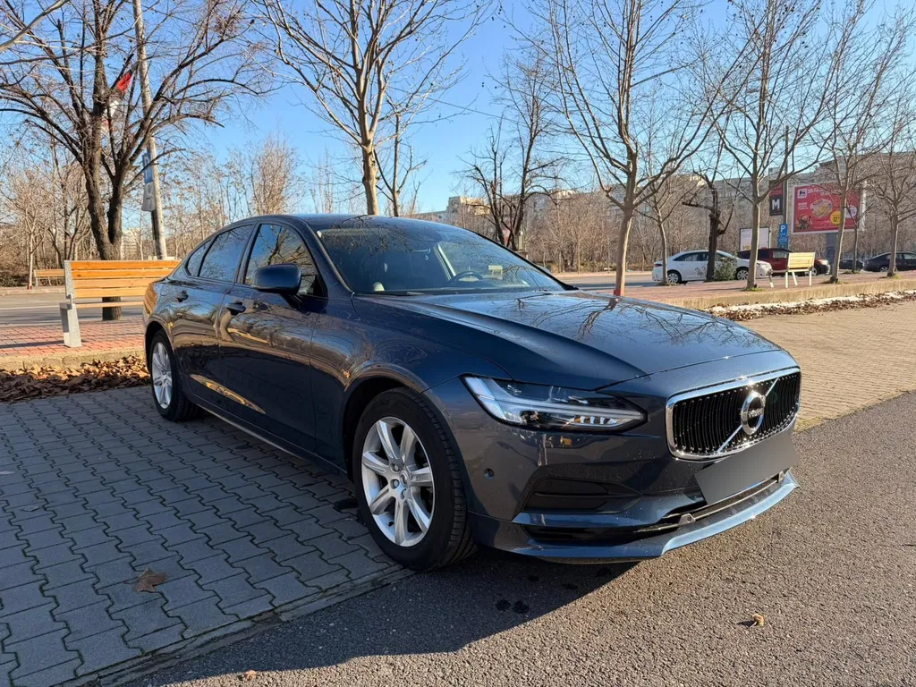 Fotografie: 2019 Volvo S90