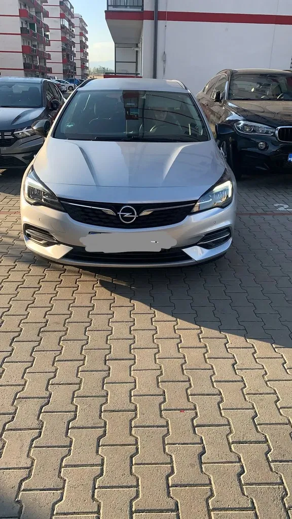 Fotografie: 2022 Opel Astra