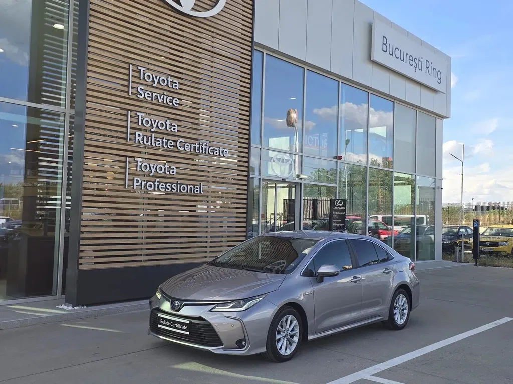 Fotografie: 2021 Toyota Corolla