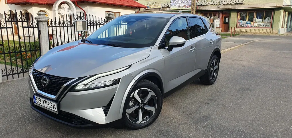 Fotografie: 2022 Nissan Qashqai
