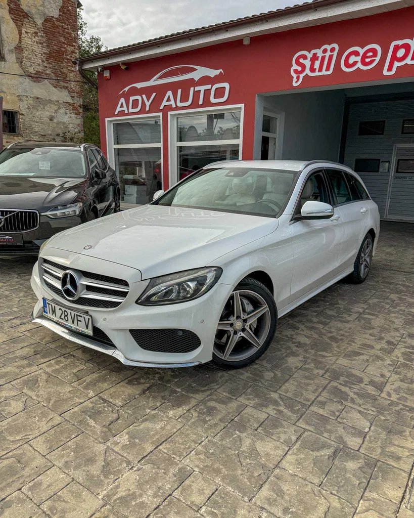 Fotografie: 2015 Mercedes-Benz C