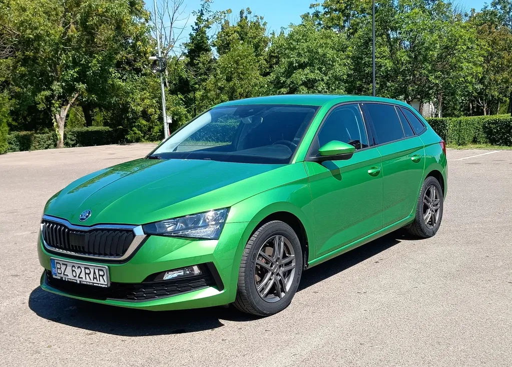 Fotografie: 2019 Skoda Scala