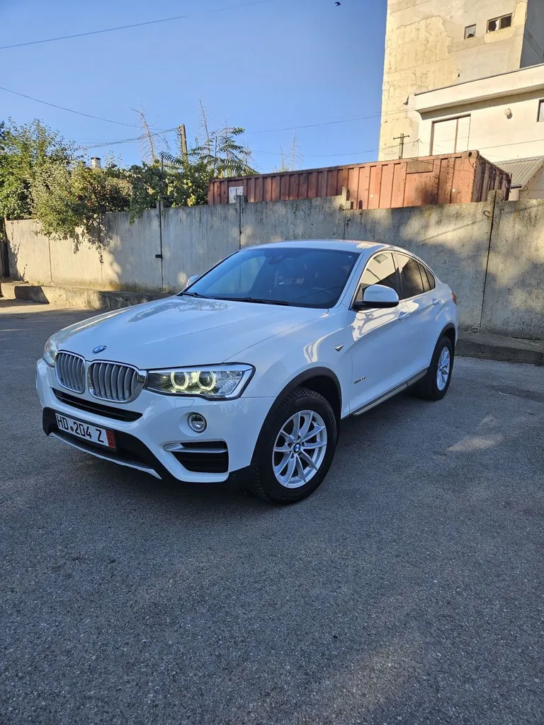 Fotografie: 2016 BMW X4