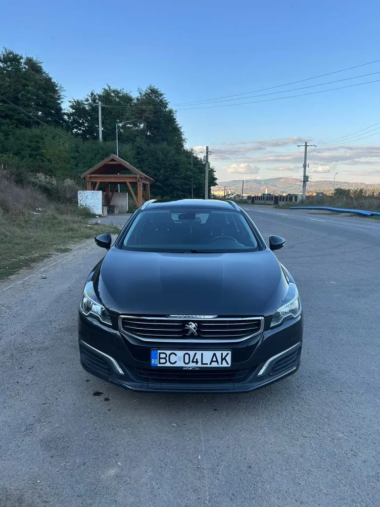Fotografie: 2015 Peugeot 508