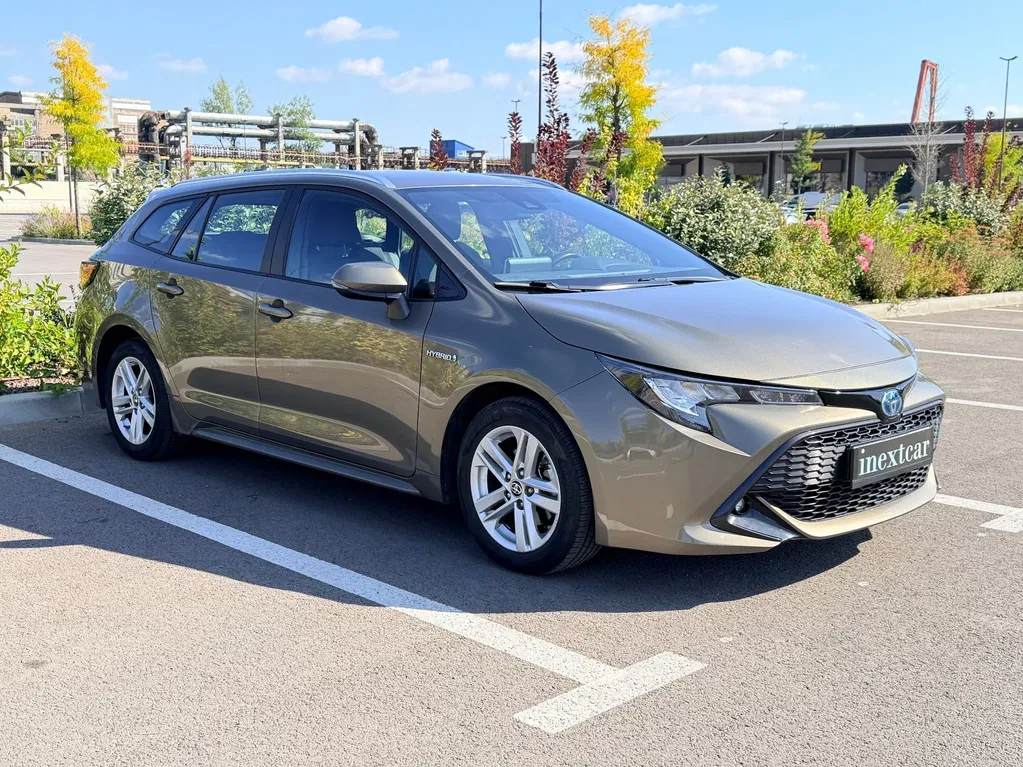 Fotografie: 2021 Toyota Corolla