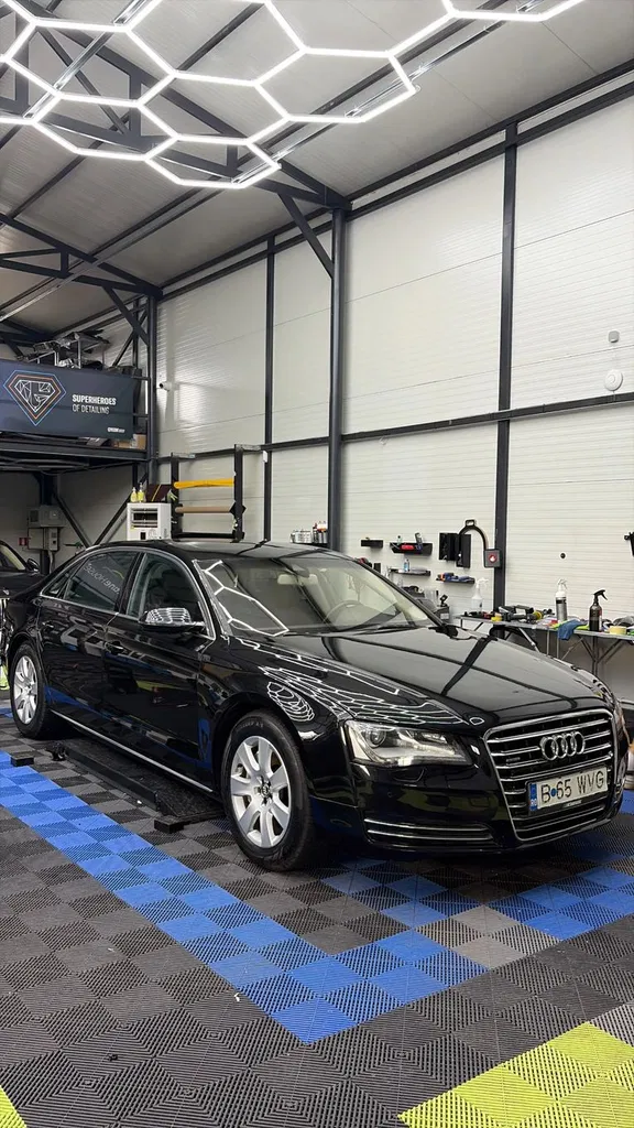 Fotografie: 2011 Audi A8