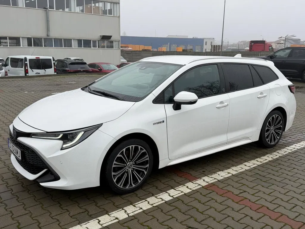 Fotografie: 2021 Toyota Corolla