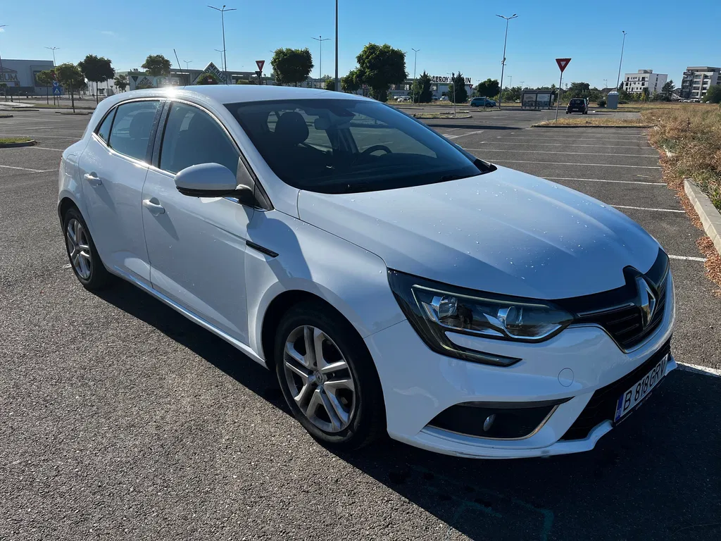 Fotografie: 2020 Renault Megane