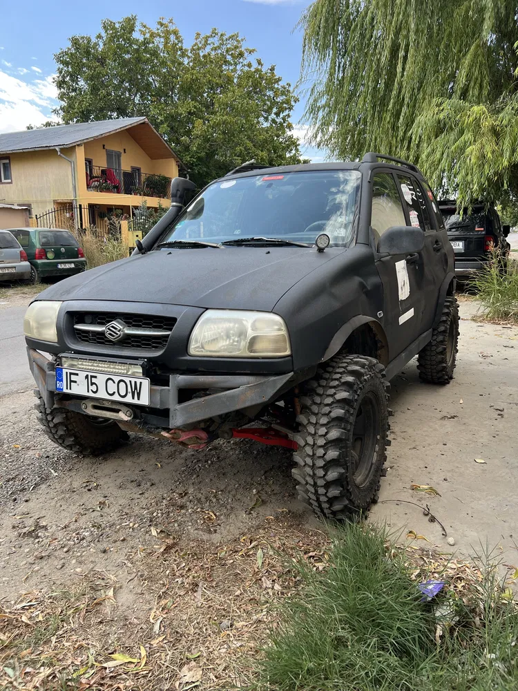 Fotografie: 1999 Suzuki Grand Vitara