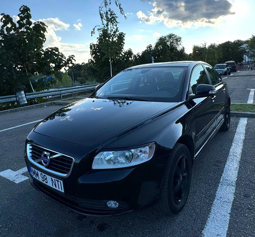 Fotografie: 2011 Volvo S40