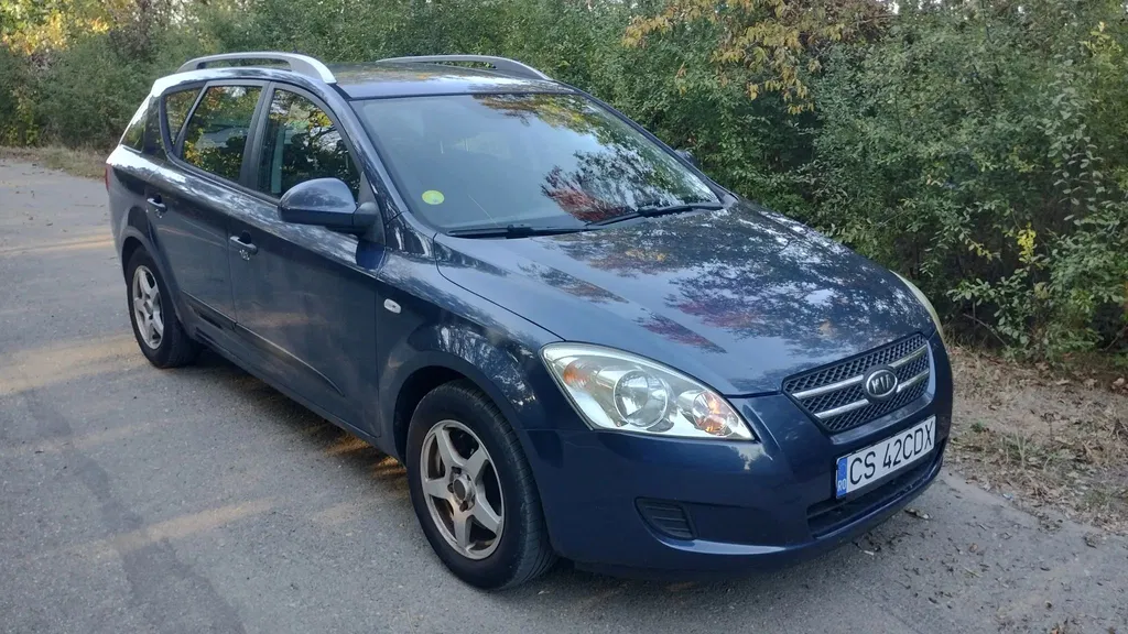 Fotografie: 2009 Kia Ceed