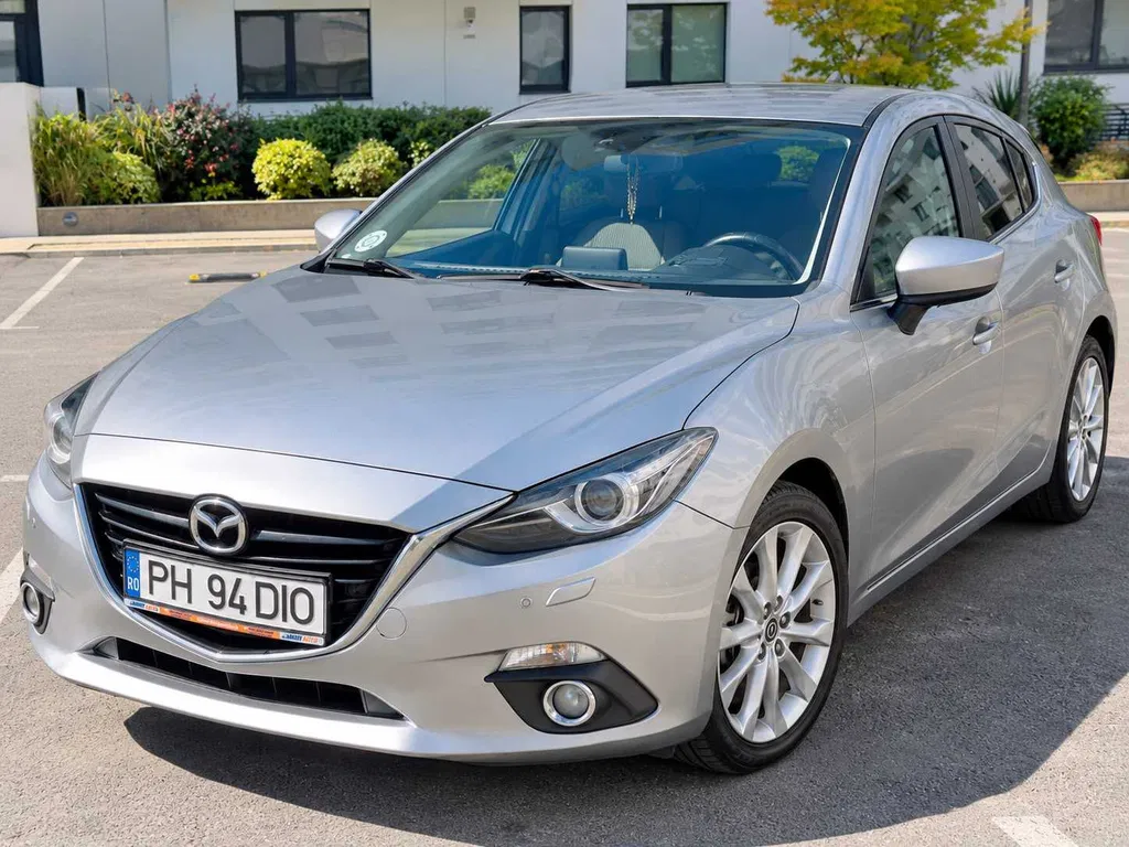 Fotografie: 2014 Mazda 3