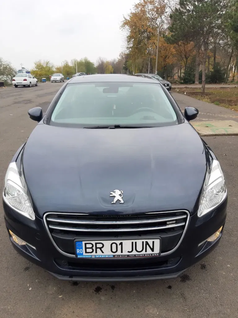 Fotografie: 2012 Peugeot 508