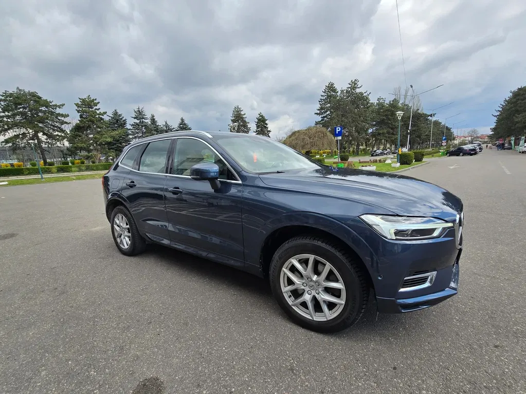 Fotografie: 2019 Volvo XC 60
