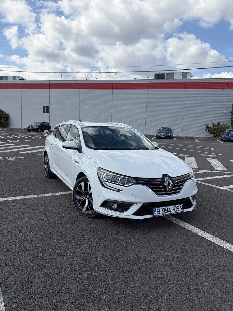 Fotografie: 2020 Renault Megane