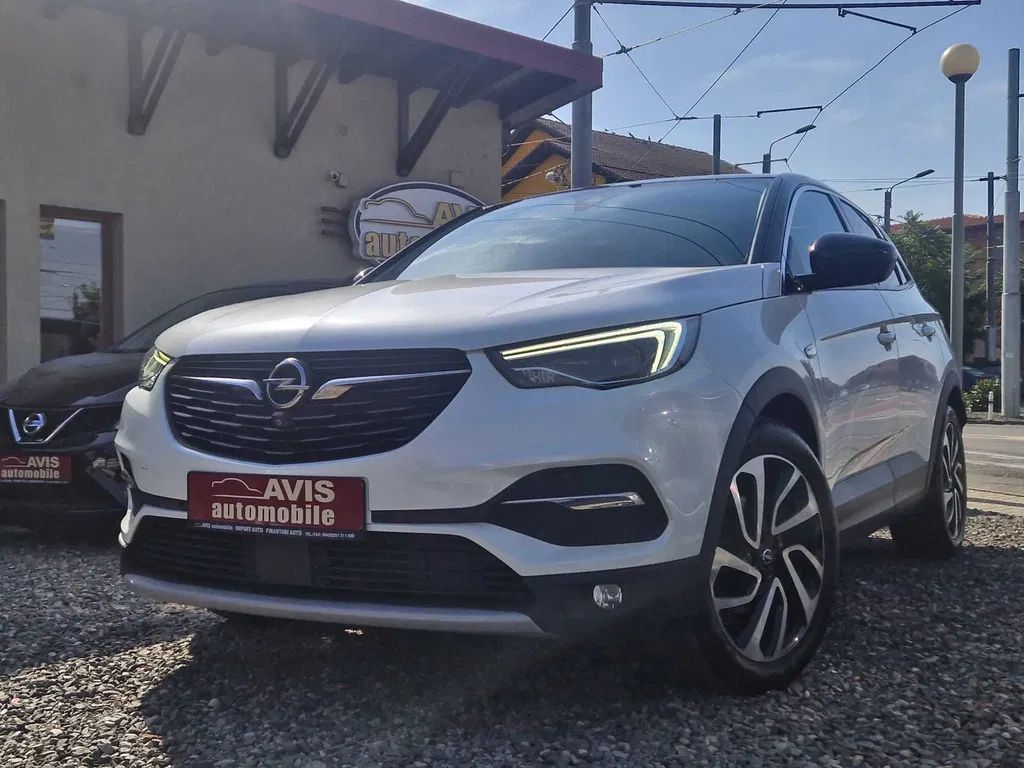Fotografie: 2018 Opel Grandland X