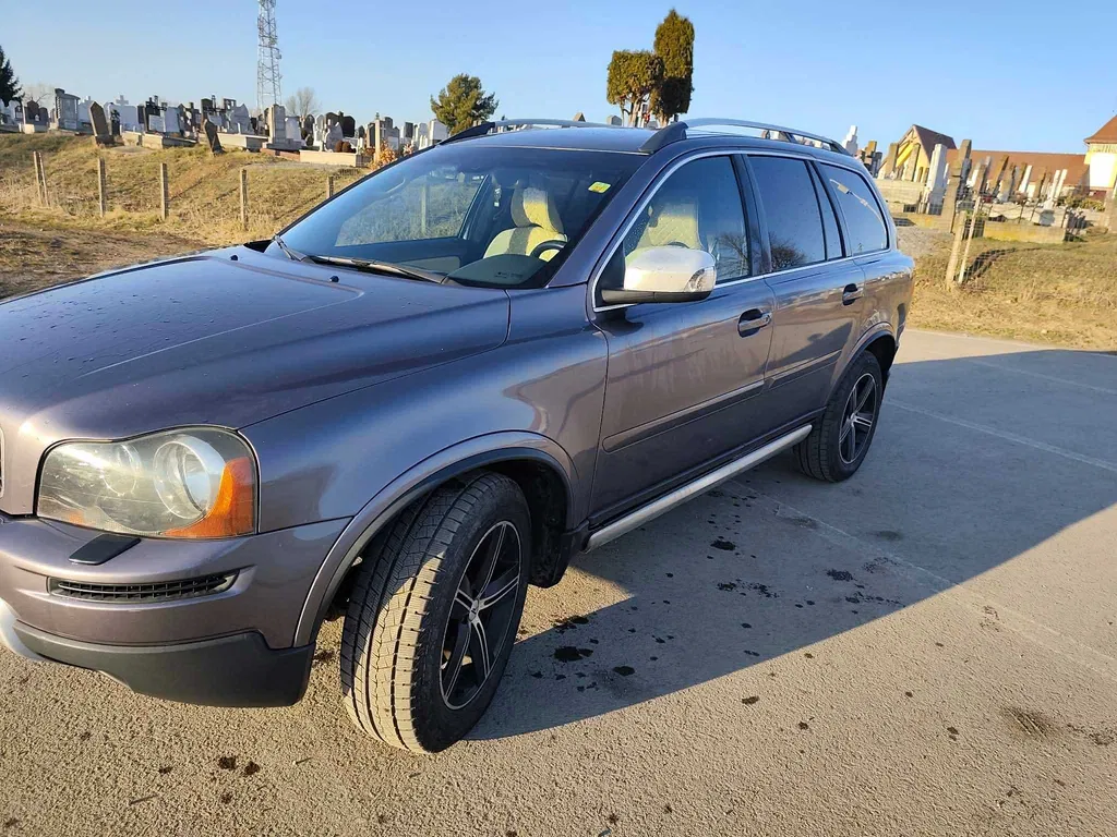 Fotografie: 2008 Volvo XC 90