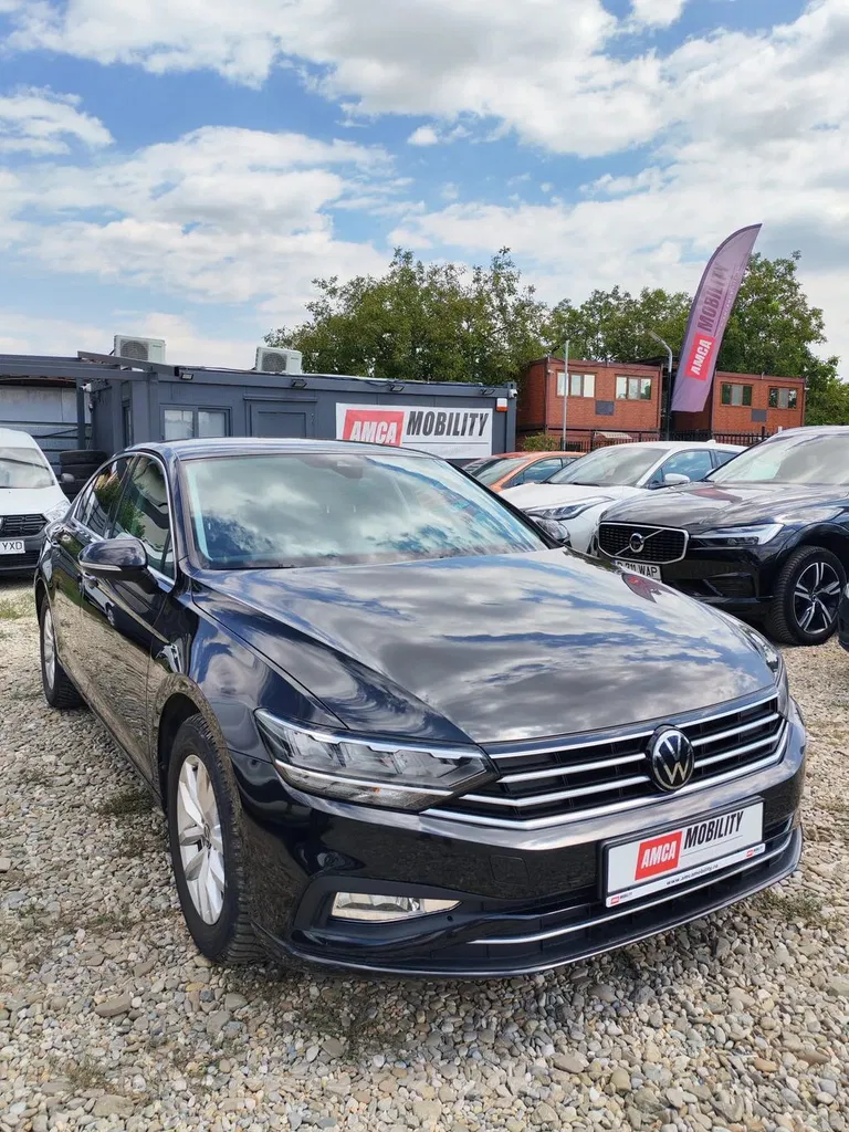 Fotografie: 2022 Volkswagen Passat