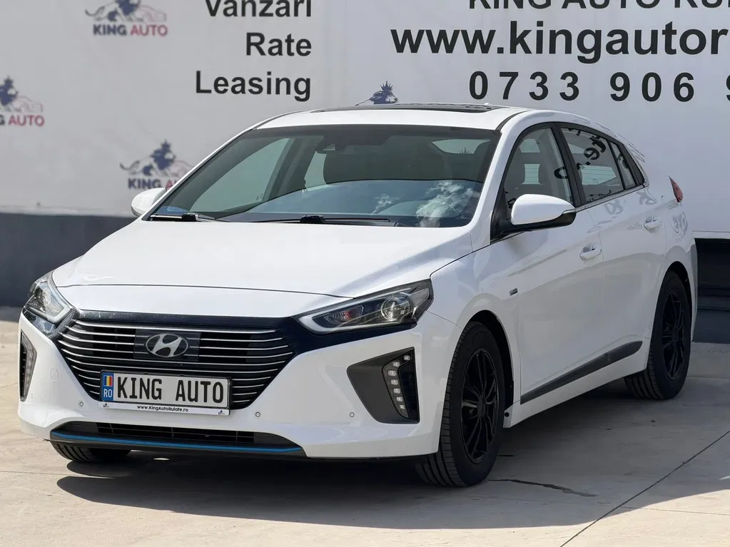 Fotografie: 2016 Hyundai Ioniq
