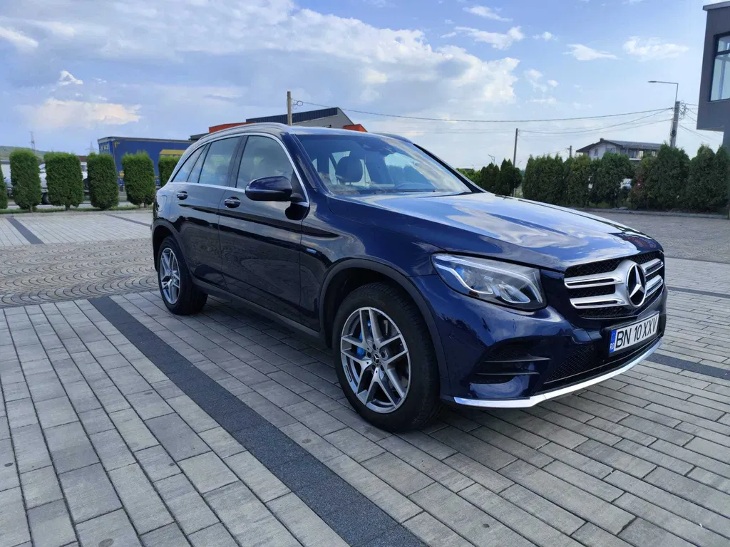 Fotografie: 2017 Mercedes-Benz GLC