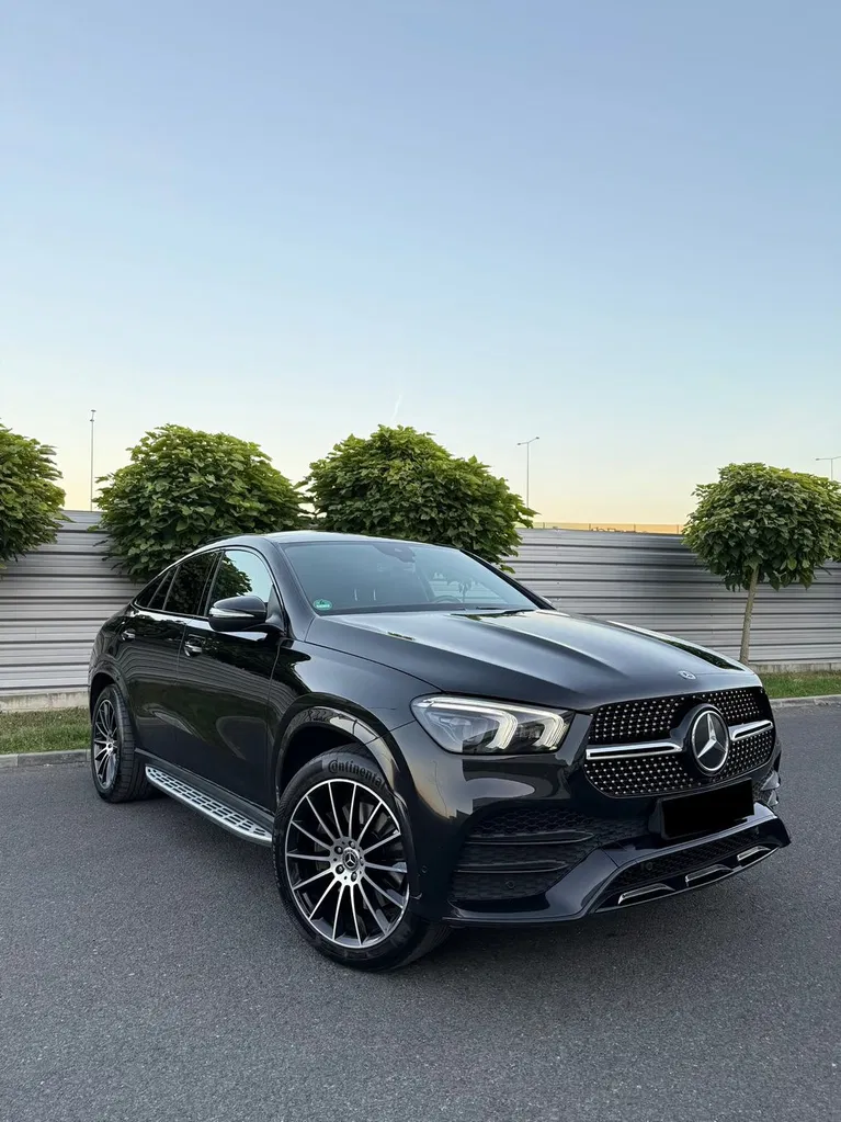 Fotografie: 2021 Mercedes-Benz GLE Coupe