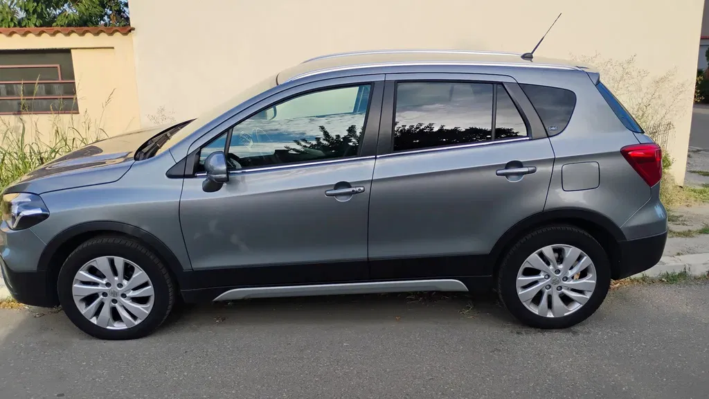 Fotografie: 2021 Suzuki SX4