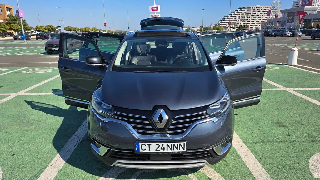 Fotografie: 2021 Renault Espace