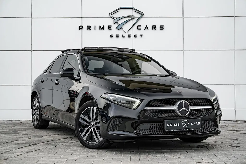 Fotografie: 2021 Mercedes-Benz A 250