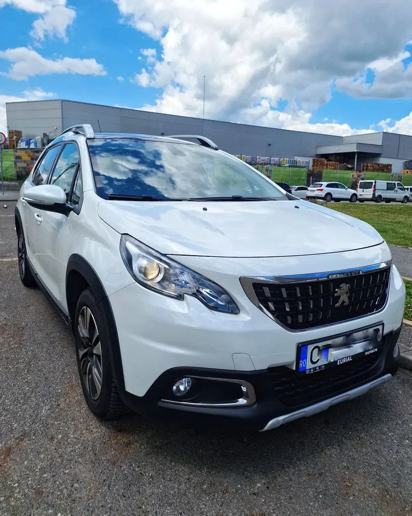 Fotografie: 2019 Peugeot 2008