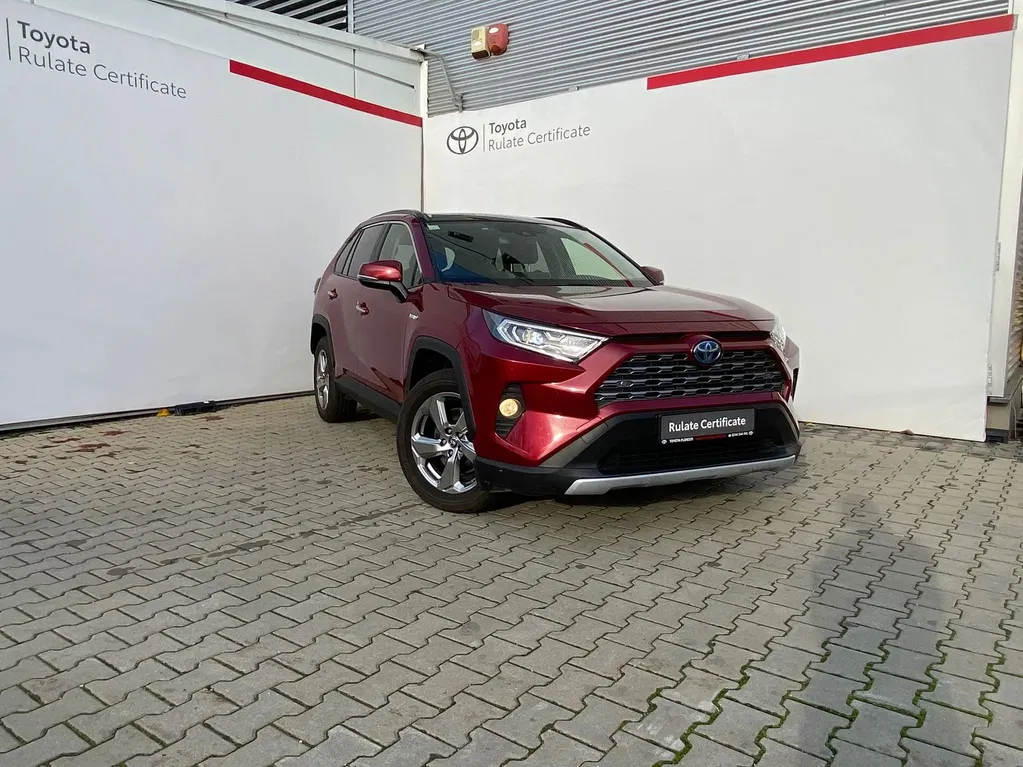 Fotografie: 2021 Toyota RAV-4