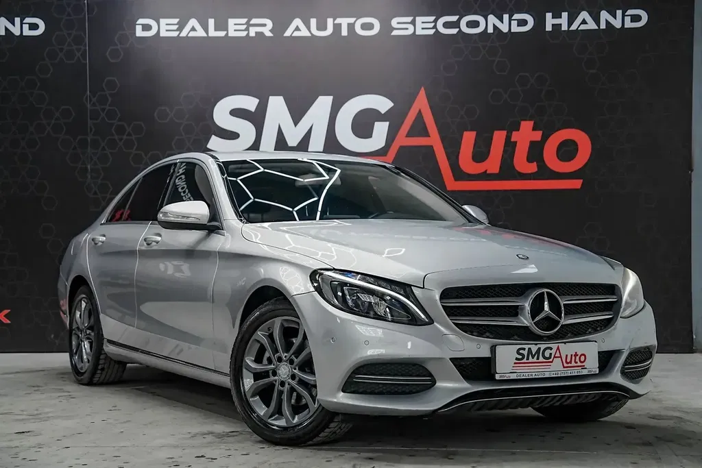 Fotografie: 2015 Mercedes-Benz C