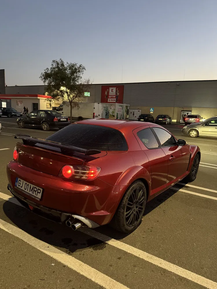 Fotografie: 2004 Mazda RX-8