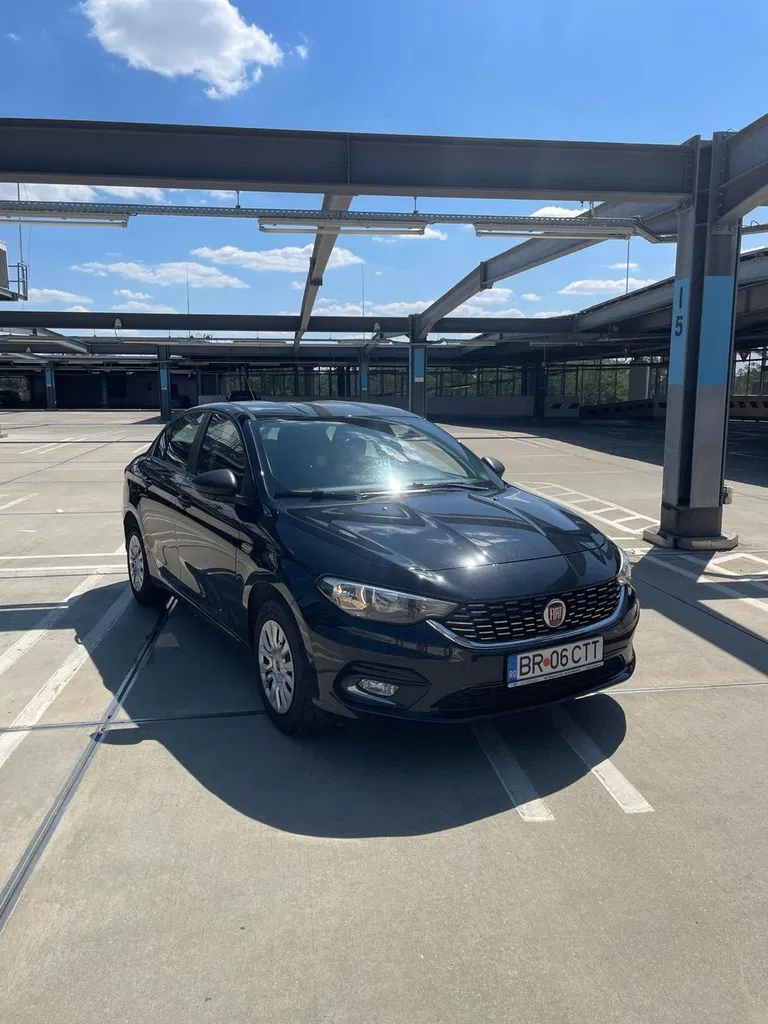 Fotografie: 2020 Fiat Tipo