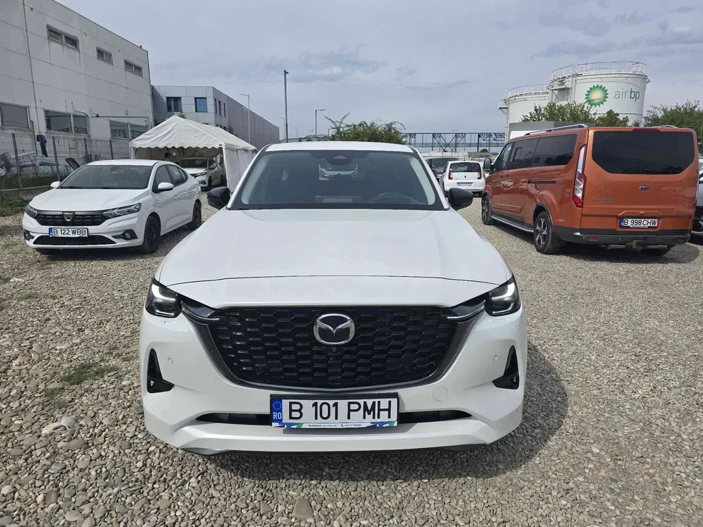 Fotografie: 2023 Mazda CX-60