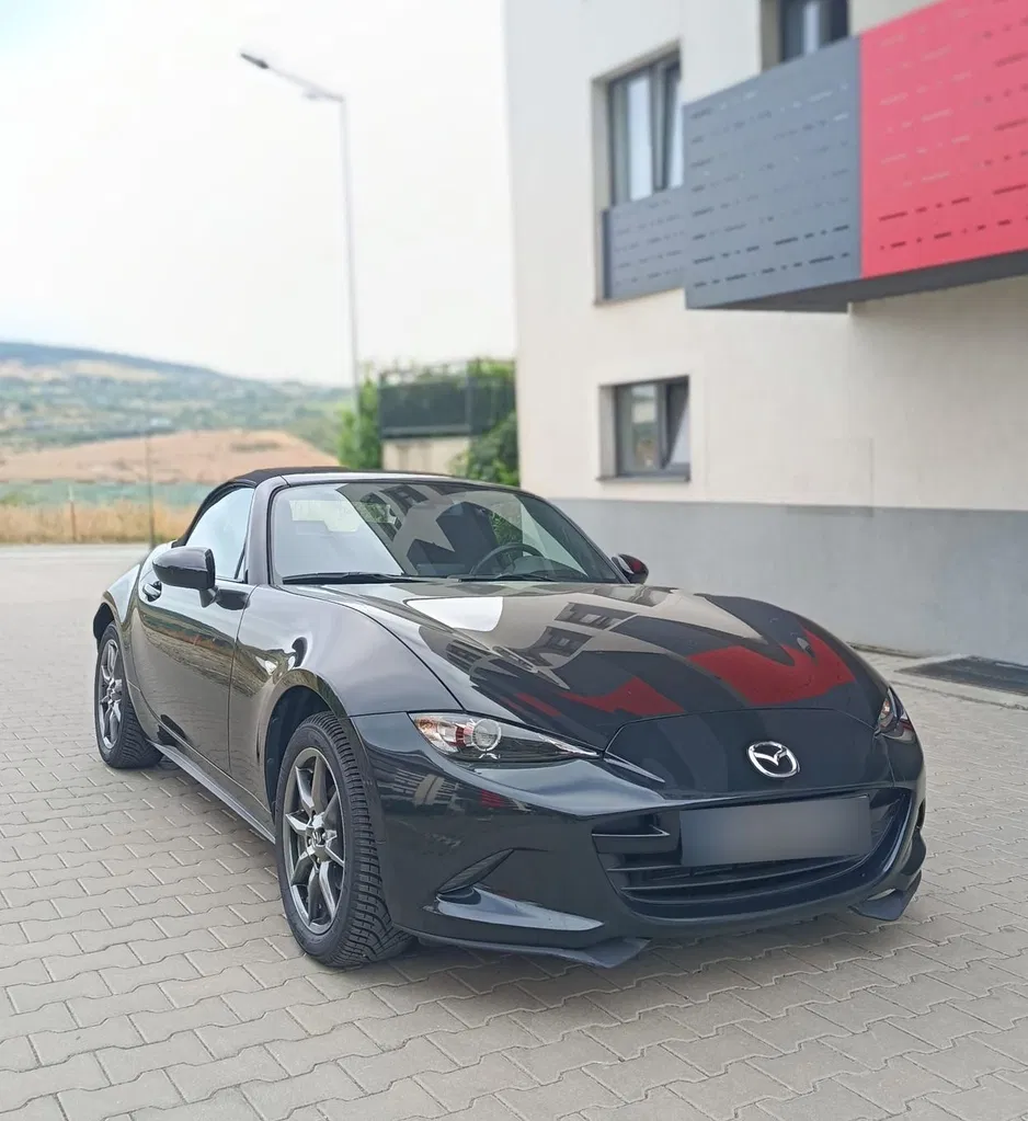 Fotografie: 2018 Mazda MX-5