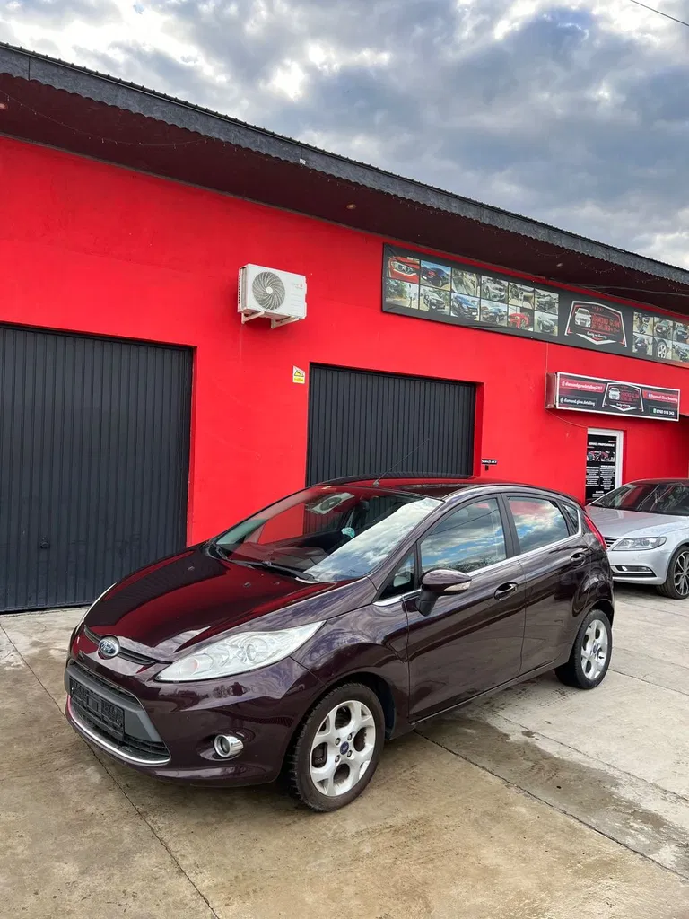 Fotografie: 2009 Ford Fiesta