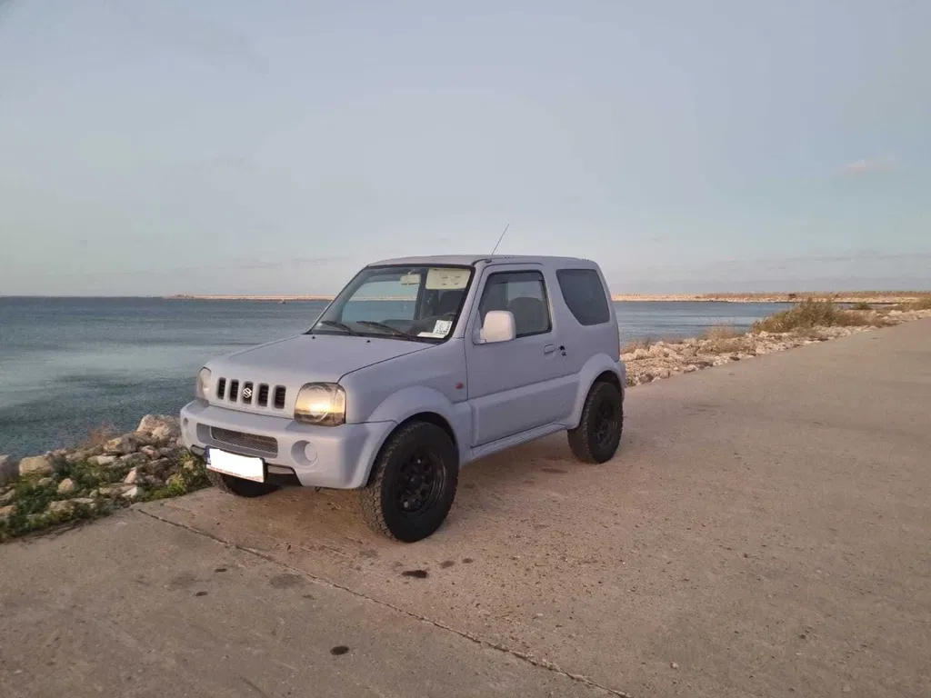 Fotografie: 1998 Suzuki Jimny