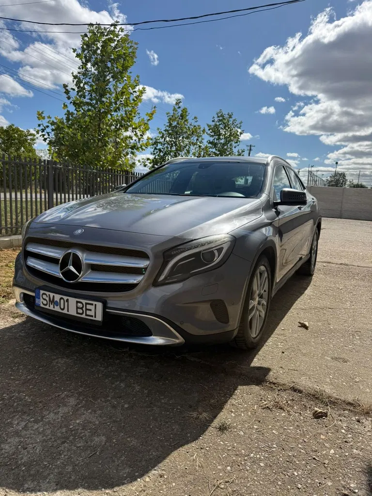 Fotografie: 2013 Mercedes-Benz GLA