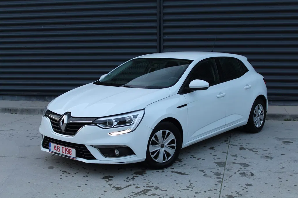 Fotografie: 2018 Renault Megane