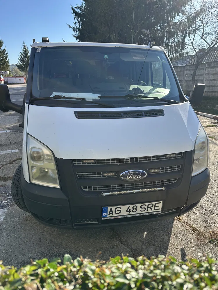 Fotografie: 2013 Ford Transit