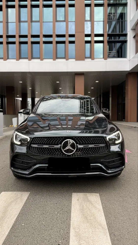Fotografie: 2020 Mercedes-Benz GLC