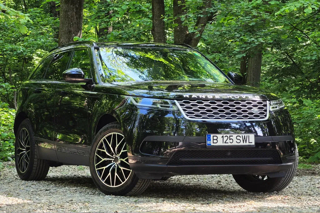 Fotografie: 2018 Land Rover Range Rover Velar