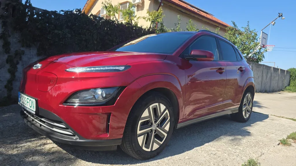 Fotografie: 2023 Hyundai Kona