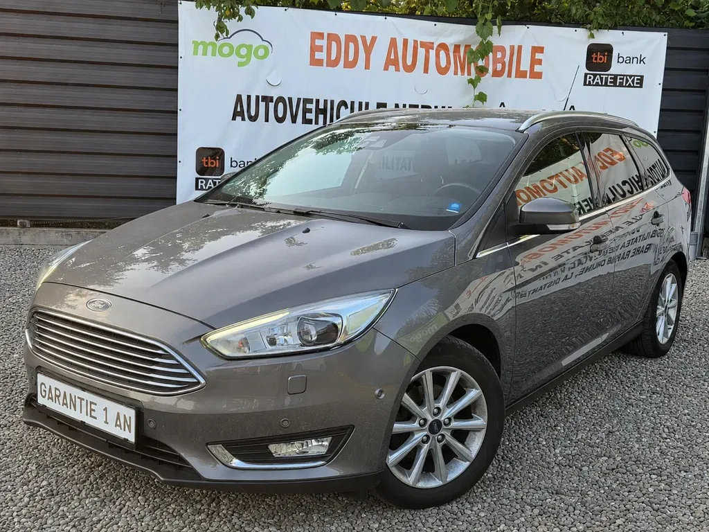 Fotografie: 2015 Ford Focus
