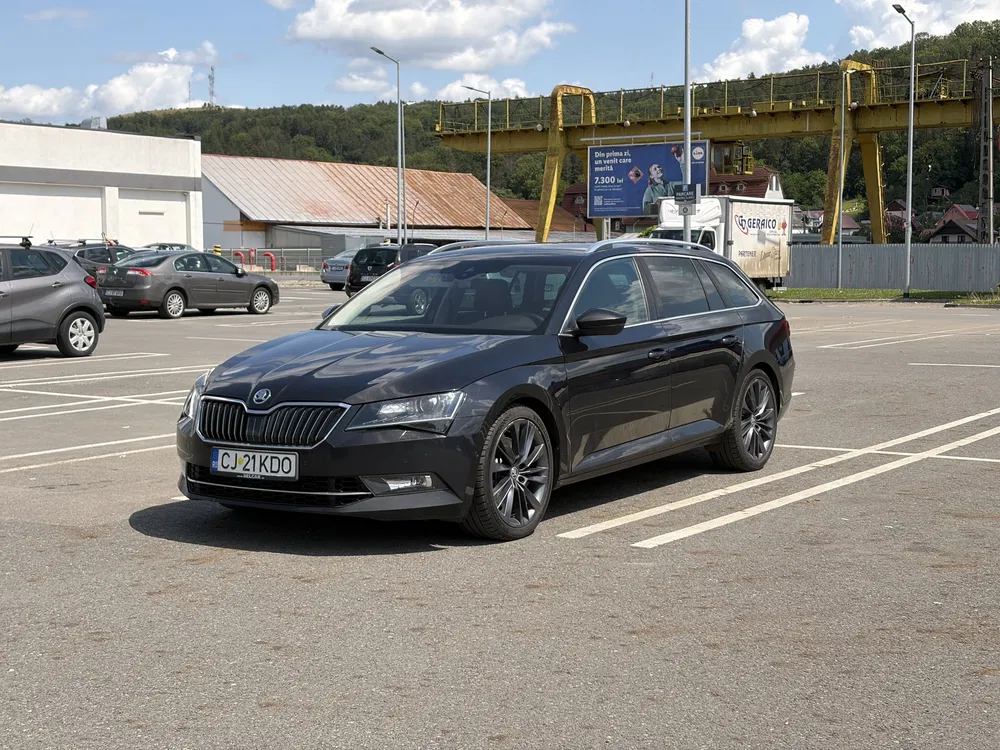 Fotografie: 2019 Skoda Superb
