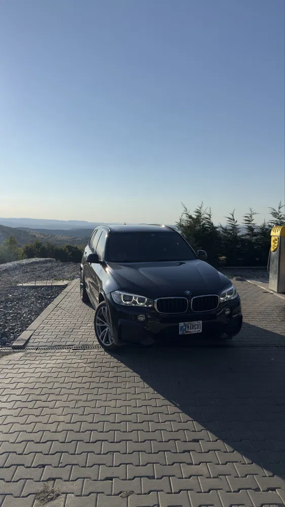 Fotografie: 2017 BMW X5
